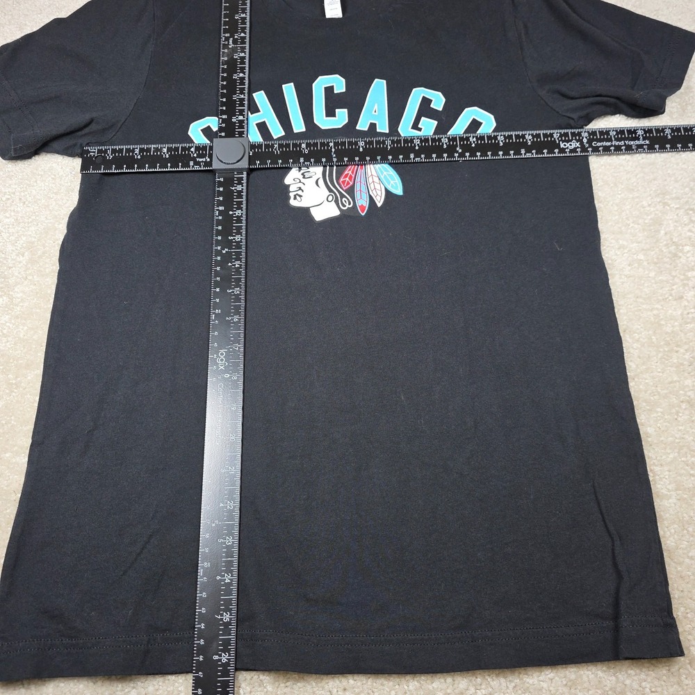 Bella + Canvas T-Shirt Womens M Black Cotton Chicago Blackhawks NHL Graphic Tee - Picture 8 of 8